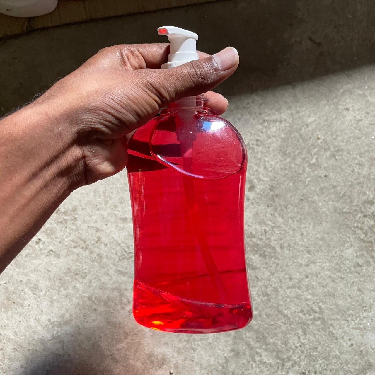 CLYNj Rose Fresh Handwash.